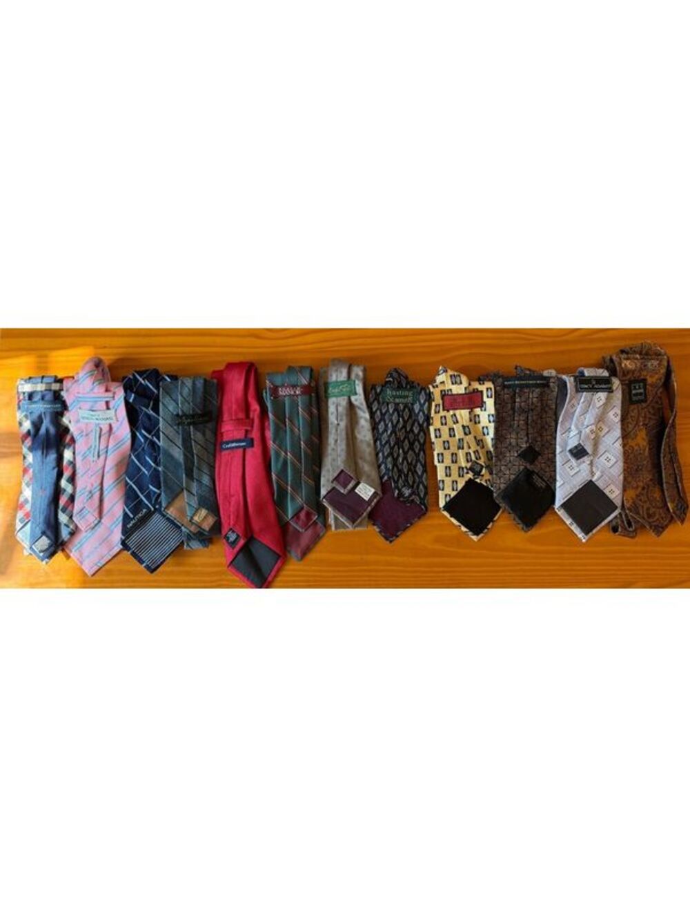 Lot of 12 Men's Neckties Multicolor Silk Poly Assorted Patterns Mixed Brands - Picture 2 of 2